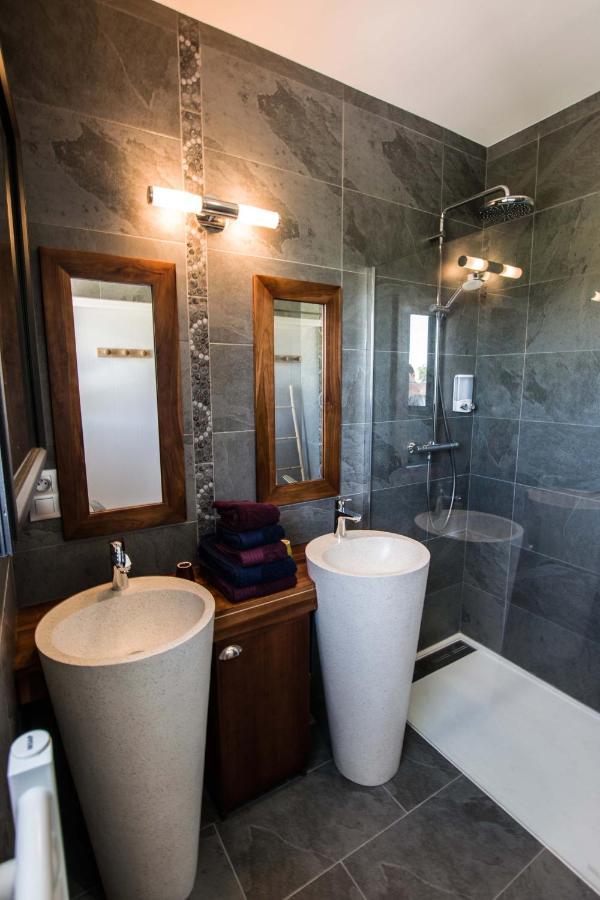 Les Cuves - Saintes Bed & Breakfast Chaniers Exterior photo